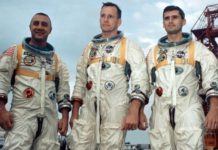 NASA unveils spaceship hatch 50 years after fatal Apollo 1 fire NASA unveils spaceship hatch 50 years after fatal Apollo 1 fire