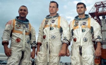 NASA unveils spaceship hatch 50 years after fatal Apollo 1 fire