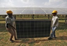 “A solar ‘boom’ in India and companies are lining up to profit” Solar