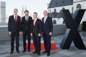 csm_01_Lanxess_BPK_160317_Gruppe-13_566c330df5 LANXESS AG