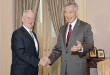 Lee Hsien Loong and Jim Mattis