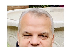 Electronics connector