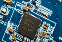 Wi-Fi 6 companion IC