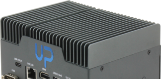 Fanless Mini PC with Intel Core i3