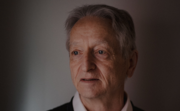 Geoffrey Hinton Resigns from Google