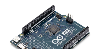 Arduino UNO R4