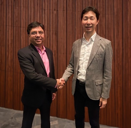 Transphorm CEO Dr. Primit Parikh and Renesas CEO Hidetoshi Shibata