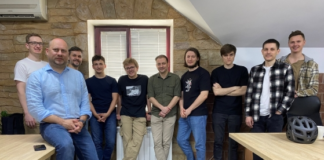 FineGuide.ai Team