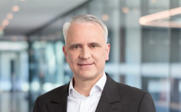 Continental Sets Out Plan for Automotive Spin-off and Initiates Sale of ContiTech’s OESL Unit Philipp von Hirschheydt, Continental