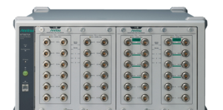 Anritsu Universal Wireless Test Set MT8870A