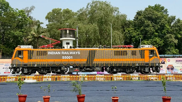 D9 – 9000 HP electric locomotive