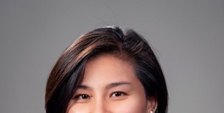 Jingya Huang