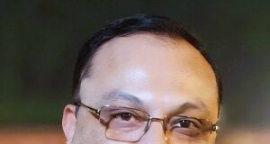 Testing Hollow Core Fiber – accelerating the future of optical networks Monojit Samaddar - Country Director, VIAVI